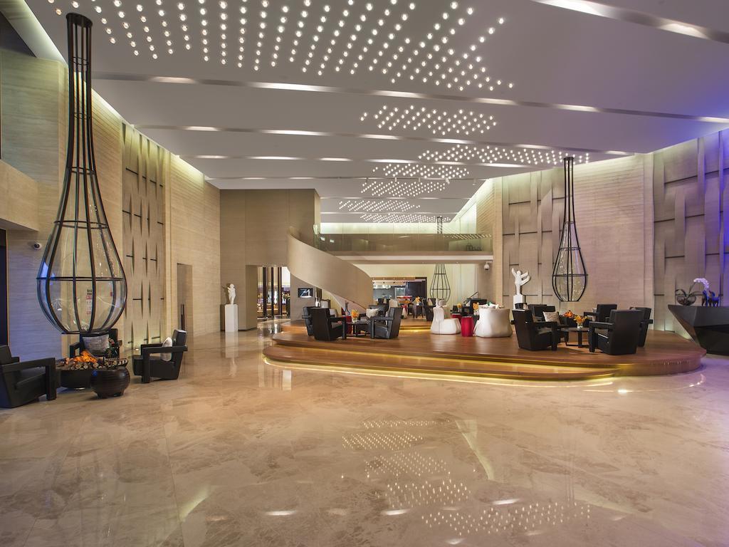 Himalayas Qingdao Hotel Εξωτερικό φωτογραφία